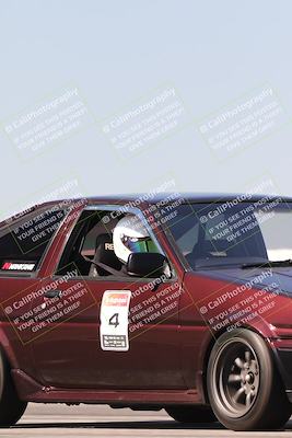 media/Oct-24-2025-Doghouse Garage (Fri) [[783d2ff07a]]/3-Intermediate/Session 2 (Turns 16 and 17 Exit)/